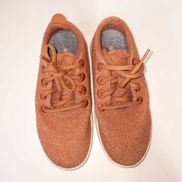 Allbirds Women’s Wool Runner in Burnt Orange 🍊 | Size 5 - Picture 2 of 5